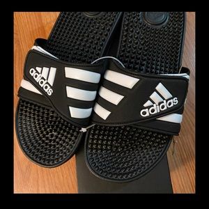 COPY - Authentic Adidas slide